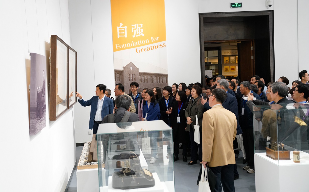 “百年器象——清华大学科学博物馆筹备展”在清华大学开幕