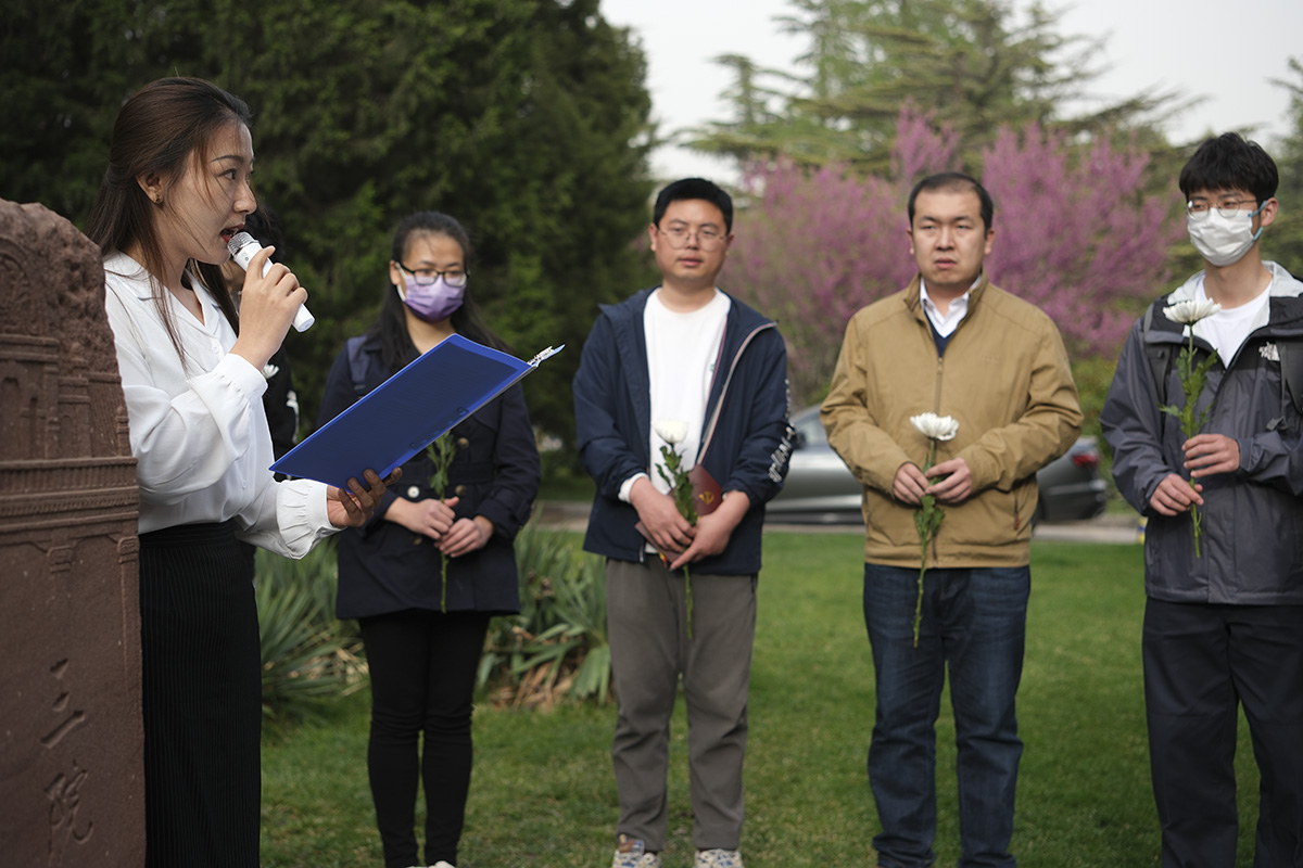 主题教育党日|师生共建:“全面落实从严治党,追寻清华红色印记”
