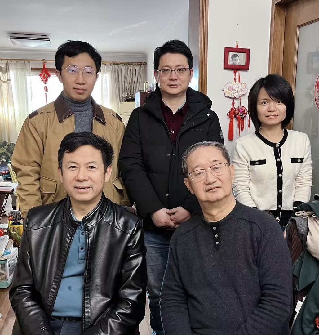 科学史系领导看望在京退休教师