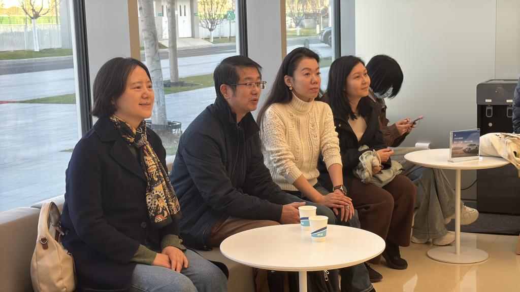 科学史系科学博物馆联合党支部举办“触摸科技脉搏,感受智造魅力:走进小米汽车超级工厂”主题党日活动