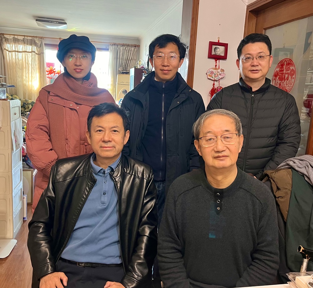 科学史系领导看望在京退休教师