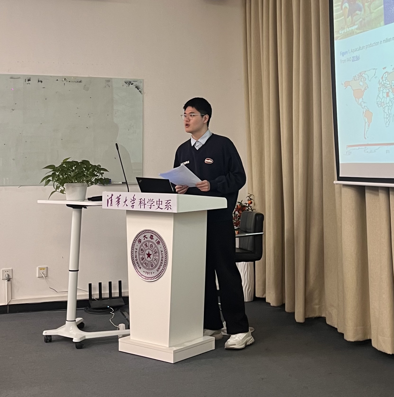 2026年3月11日系学术例会第223期纪要：何晓奥“从整体-还原论和有机-个体论视角论哈钦森的生态学思想”和都基哲“‘蓝色革命’的愿景与现实——以上海奉贤对虾养殖业为例（1979—1994）”